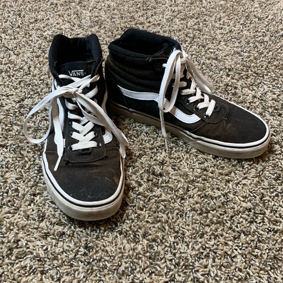 Vans Shoes - High top vans